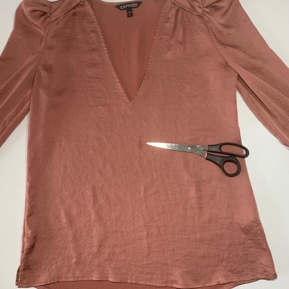 ⭐️ Express Ruffle Ruched Sleeve V Neck Top Blouse Long Sleeve SP Small Petite - Picture 11 of 11